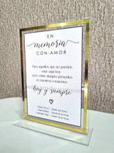 Cargar imagen en el visor de la galería, Letrero En Memoria “En memoria con amor” en Acrílico