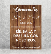 Cargar imagen en el visor de la galería, Bienvenidos ríe, baila y disfruta con nosotros 🤩 Impreso
