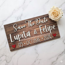 Cargar imagen en el visor de la galería, Save The Date 💖 detalles resaltados
