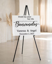 Cargar imagen en el visor de la galería, Letrero Bienvenida "Donde hay amor..."  (Base NO incluida)
