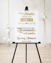 Cargar imagen en el visor de la galería, Letrero Bienvenida "Cada Familia Tiene una Historia"💖 (Base NO incluida)
